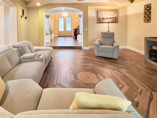 Building Photo - 3900 Reaves Rd