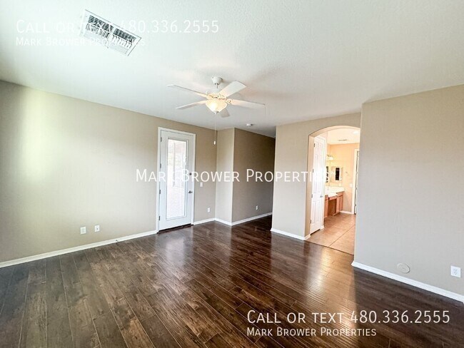 Building Photo - 1124 W Fir Tree Rd