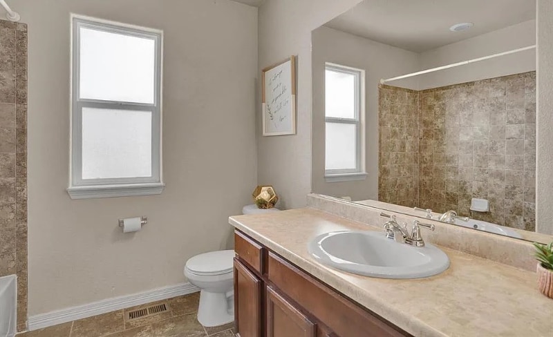Building Photo - 7425 Willowdale Dr