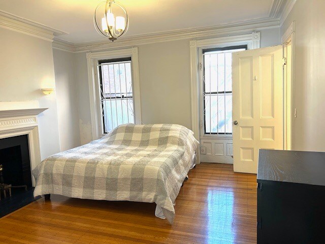 Building Photo - 429 Marlborough St