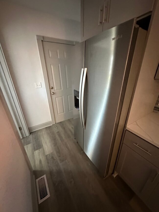 Building Photo - 5414 Brooklyn Ave