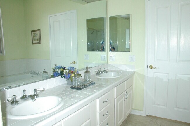 Master Bathroom - 1250 Midvale Ave