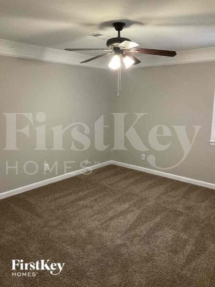 Building Photo - 5430 Mallard Dr S