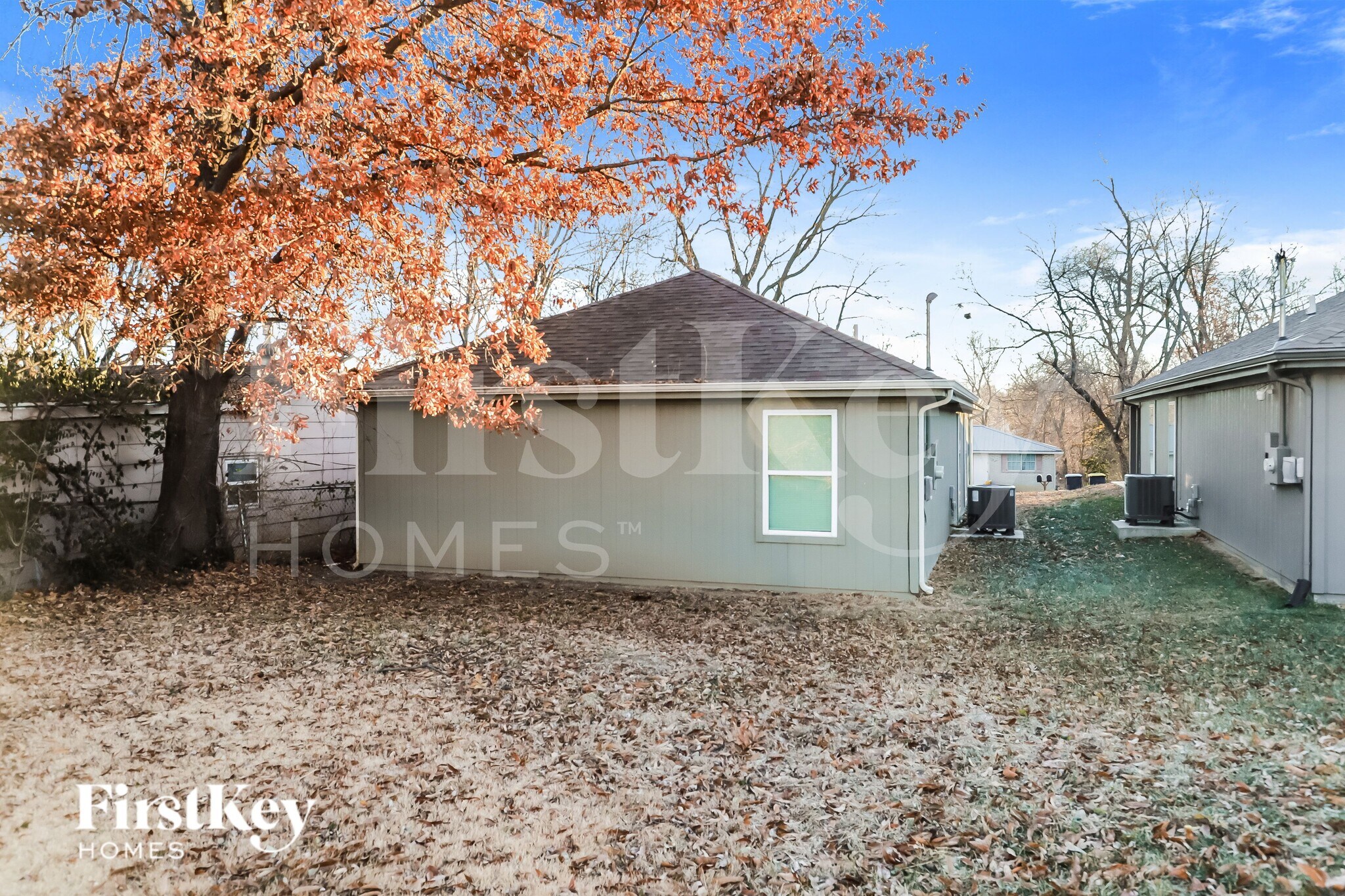 Building Photo - 5110 N Bellaire Ave