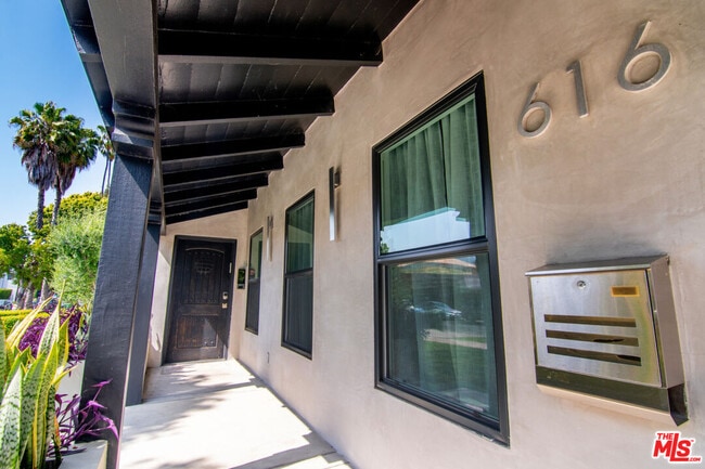 Building Photo - 616 N Formosa Ave