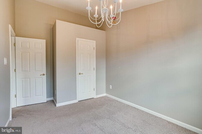 Building Photo - 43103 Forest Edge Square