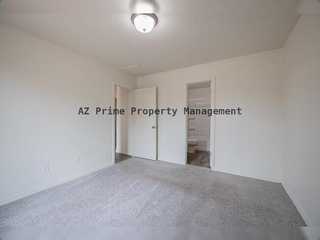 Building Photo - 225 W Dewey Ave