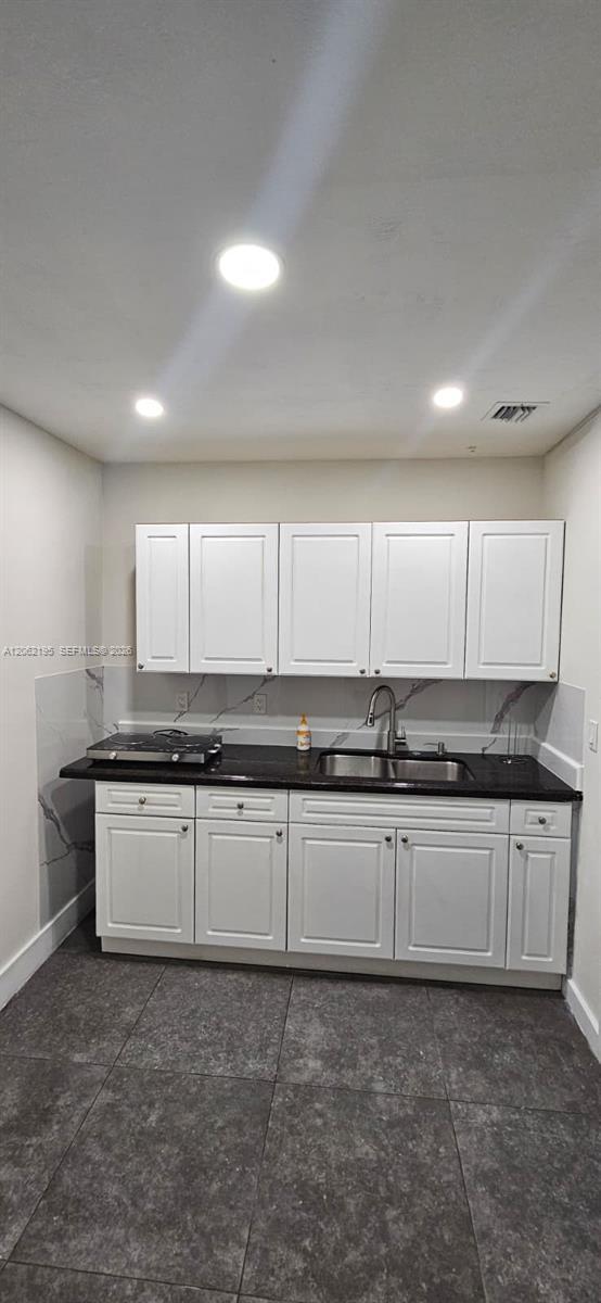 Building Photo - 1703 Golfside Village Dr
