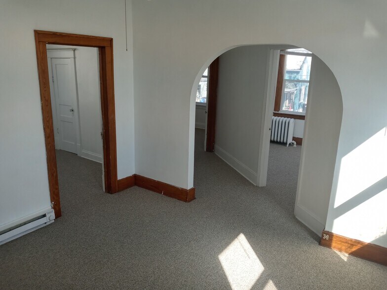 Building Photo - 1210 Erie St