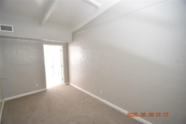 Building Photo - 5325 4th St S