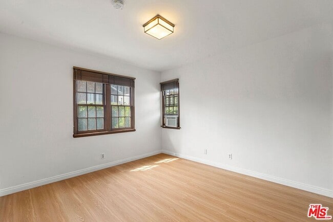 Building Photo - 10593 Wilkins Ave