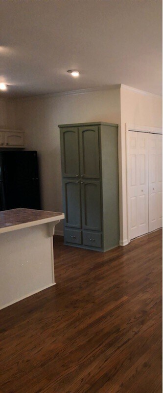 Building Photo - Beautiful 3 bedroom on corner lot in Azalea Lakes