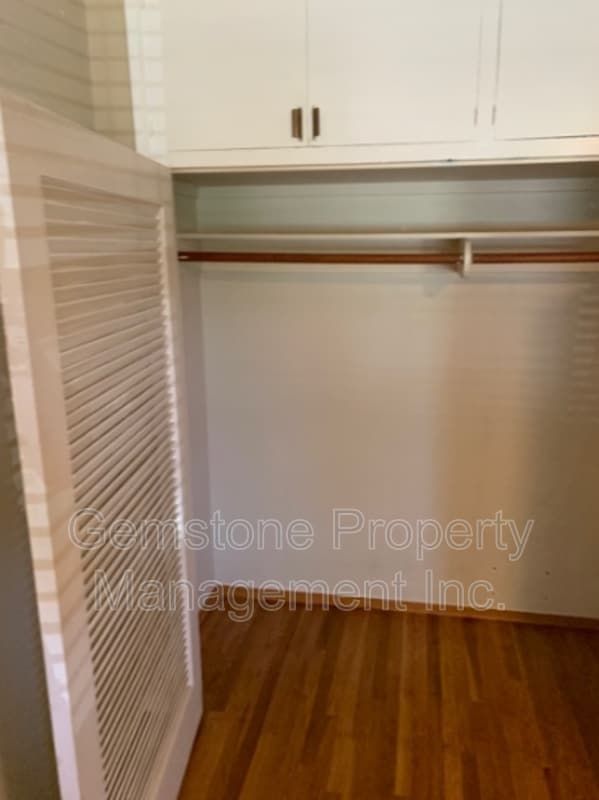 Building Photo - 4947 63rd St