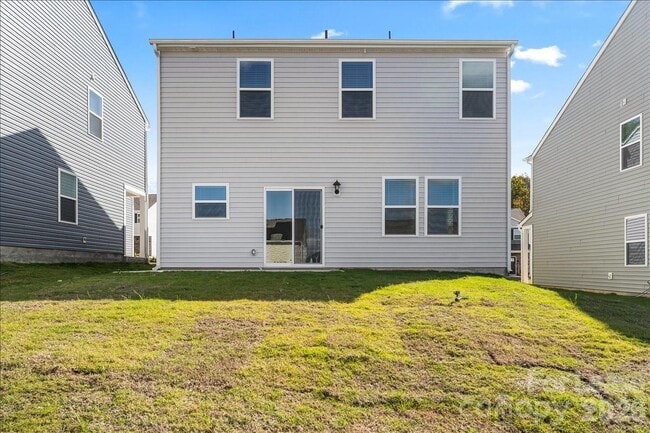 Building Photo - 1339 37th Ave Lane NE