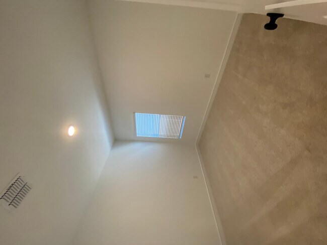 Building Photo - 23414 W Raymond St