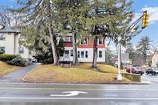 Building Photo - 1873-1875 Northampton Street