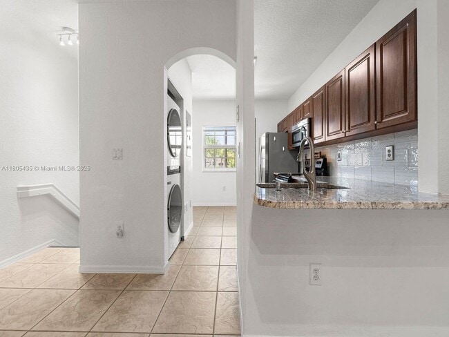 Building Photo - 5630 NW 114th Path