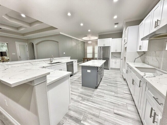 Building Photo - 23057 Kama Dr