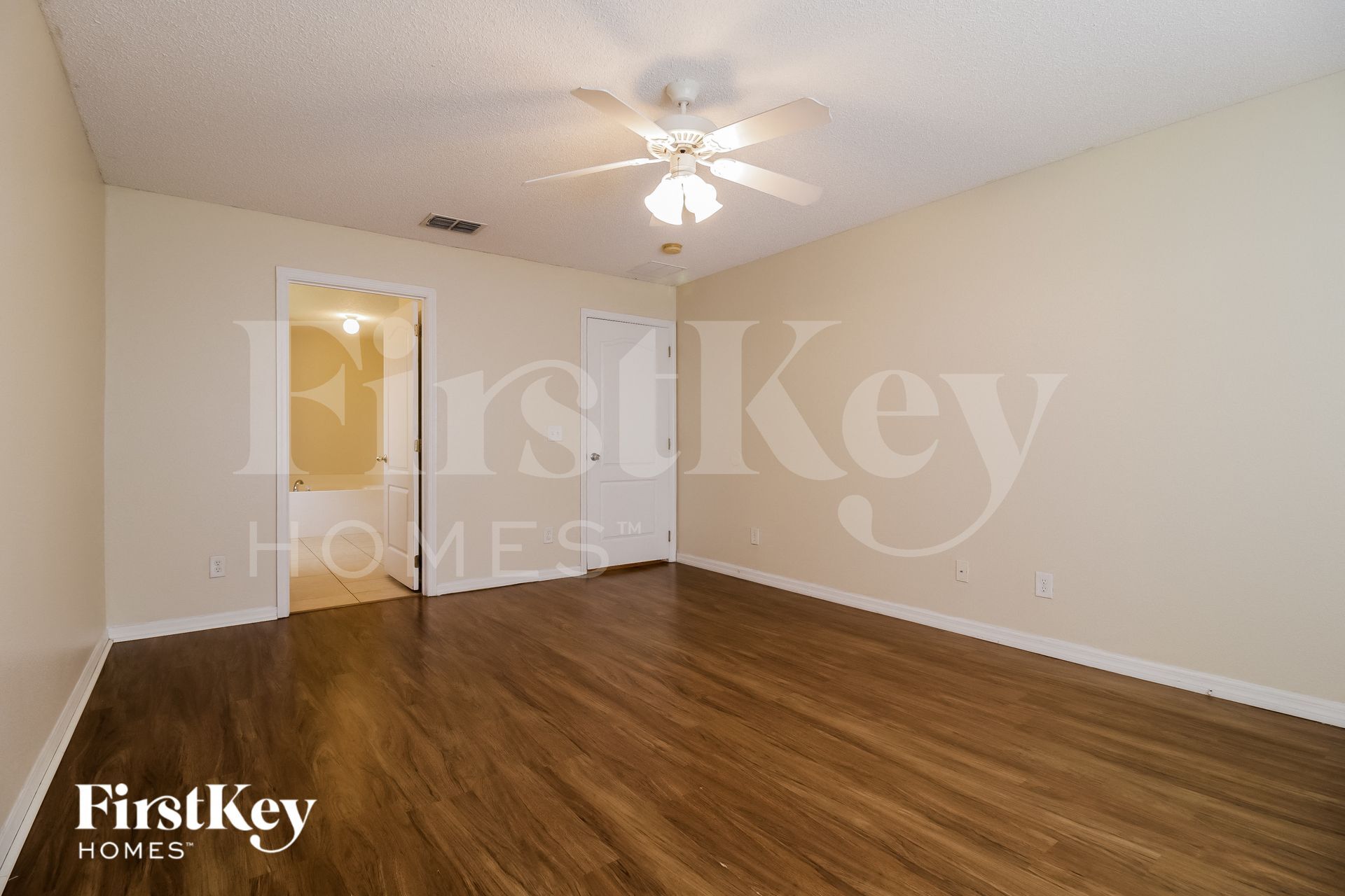 Building Photo - 403 Danube Dr