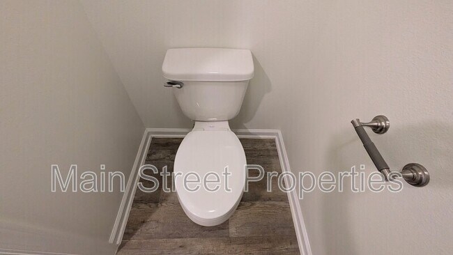 Building Photo - 10624 Queens Gate Cir