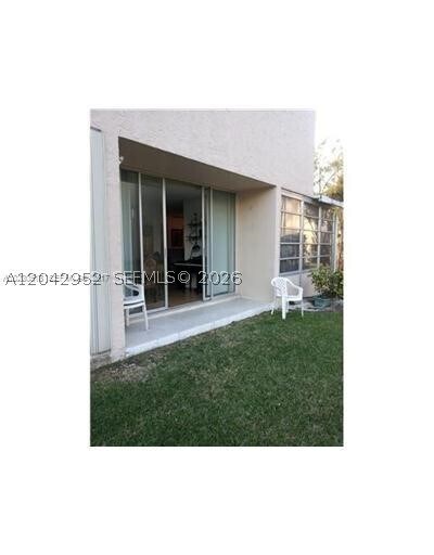 Building Photo - 9401 Evergreen Pl