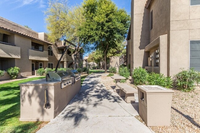 Building Photo - 9451 E Becker Ln