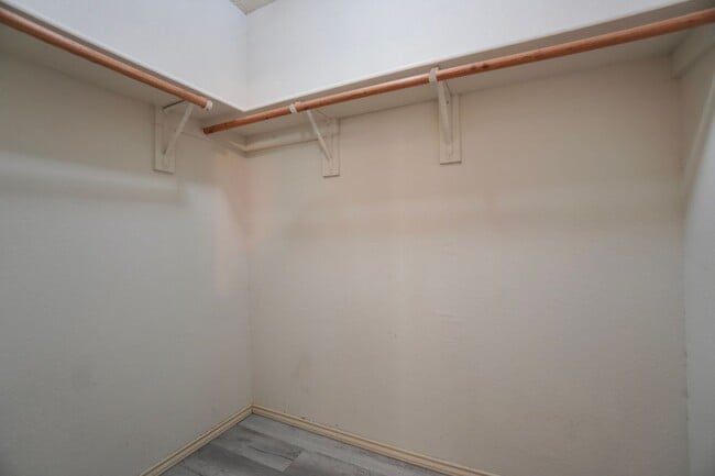 Building Photo - 14009 Conner Downs Dr