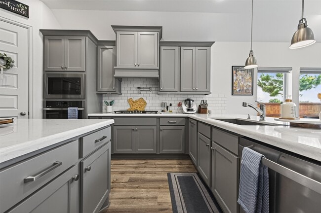 Building Photo - 2703 Tanager Trace