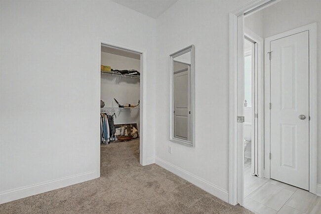 Building Photo - 2508 Mount Vernon Ln