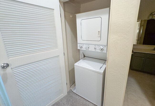Building Photo - TWO STORY CONDO - RIMROCK/MONTEZUMA- BEAVE...
