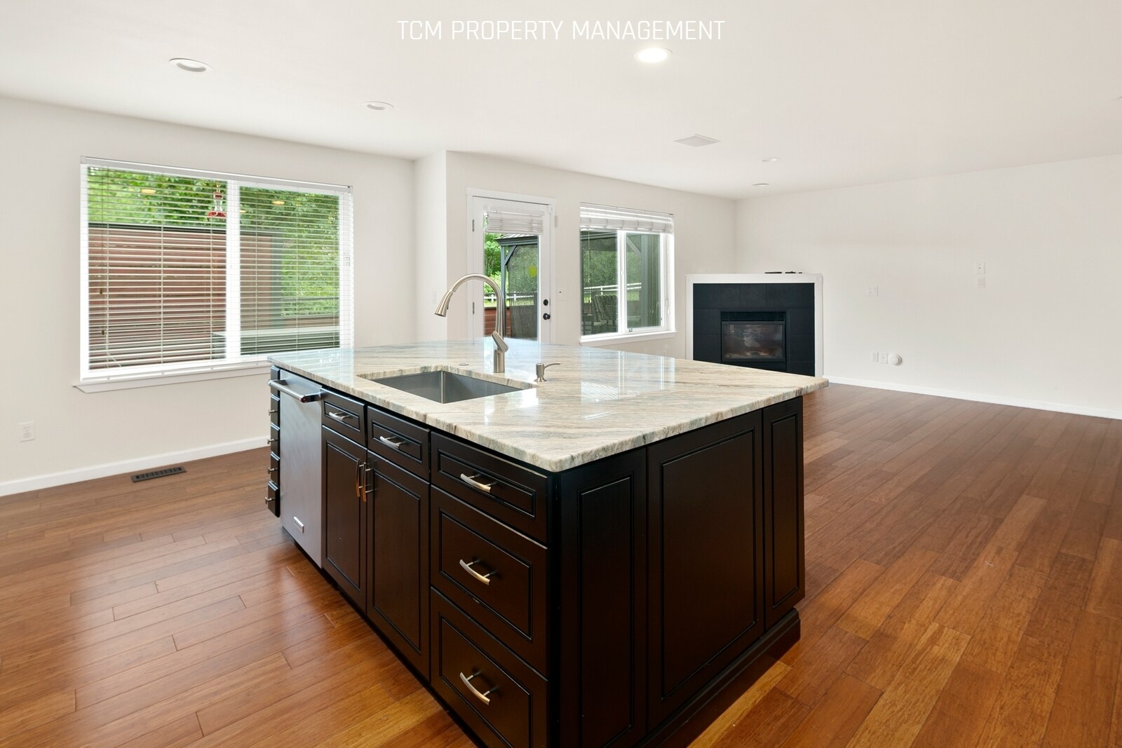 Building Photo - 6412 77th Dr NE