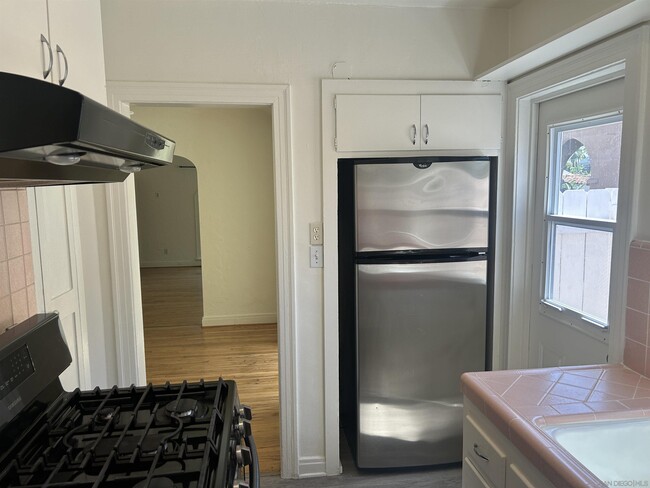Building Photo - 4734 Biona Dr