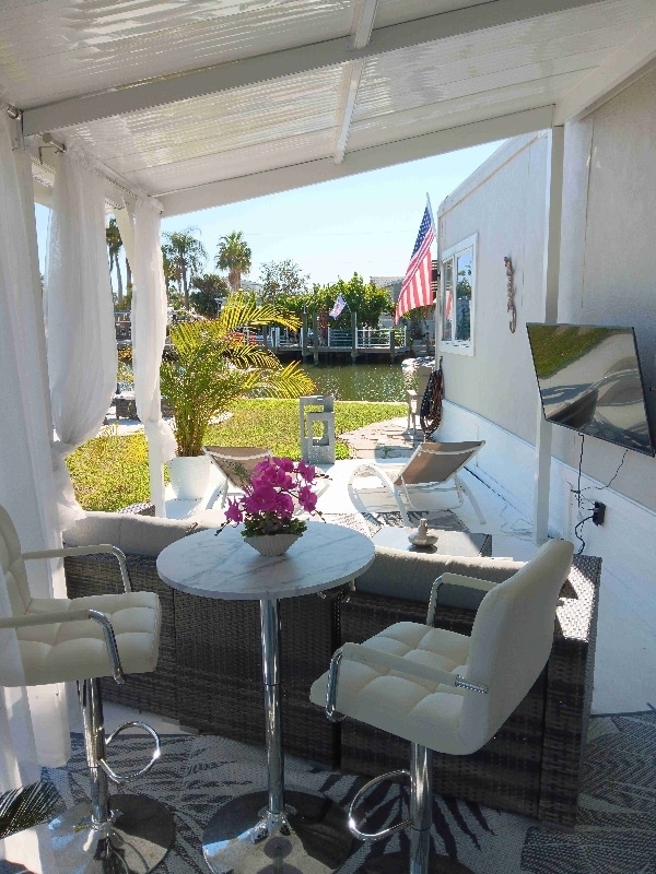 Building Photo - 21 Emily Ln