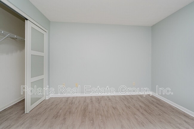 Building Photo - 4540 Village Ct