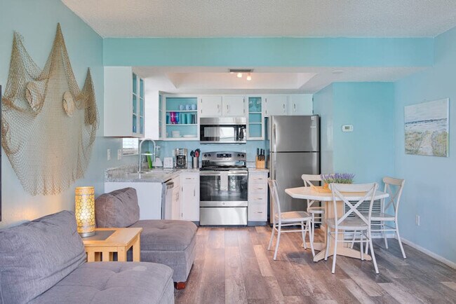 Building Photo - 2205 Avenue B