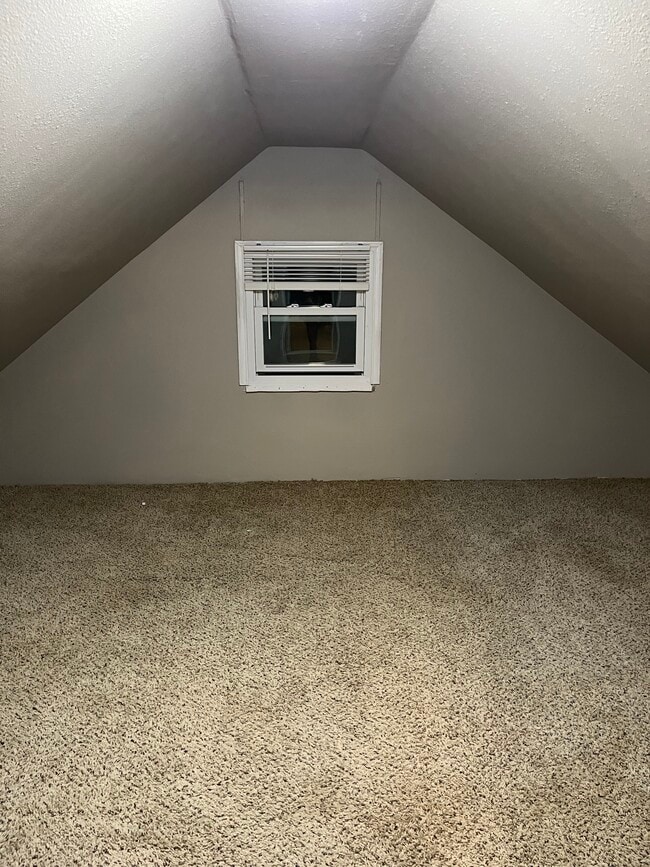 Building Photo - 601 N 1st Ave