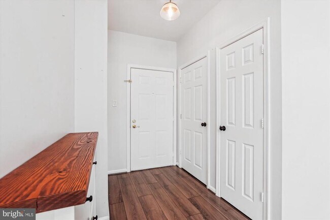 Building Photo - 4138 Fountainside Ln