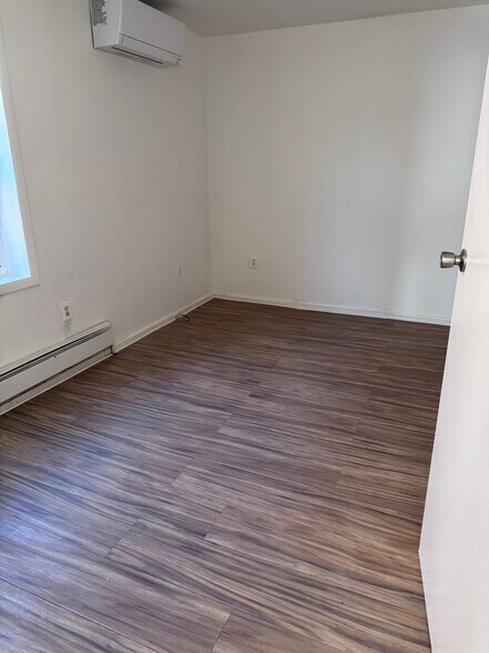 Building Photo - 2924 Southern Ave SE