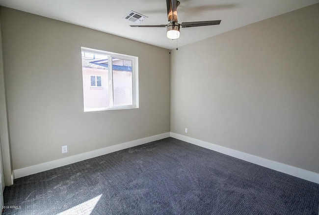 Building Photo - 8731 E Sandalwood Dr