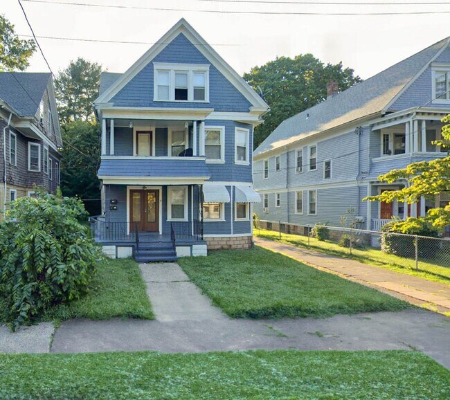 Building Photo - 71-73 Blake St