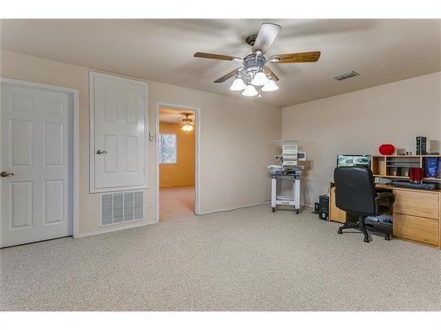 Building Photo - 2821 Briargrove Ln