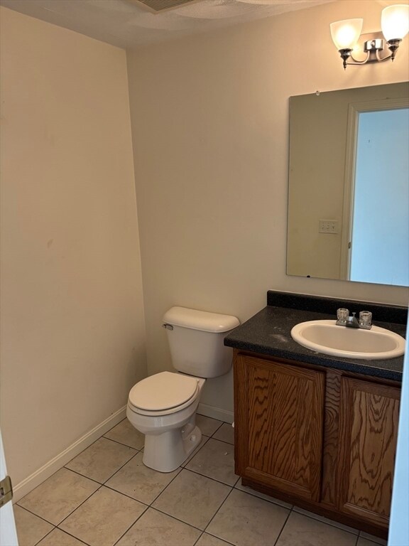 Building Photo - 13 Navajo Rd