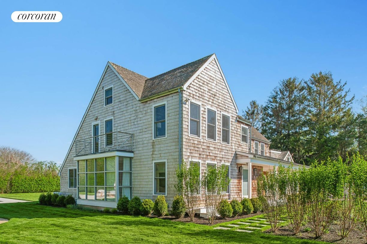 Building Photo - 25 Jobs Ln