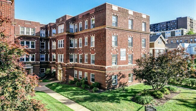 Building Photo - Hobart Court