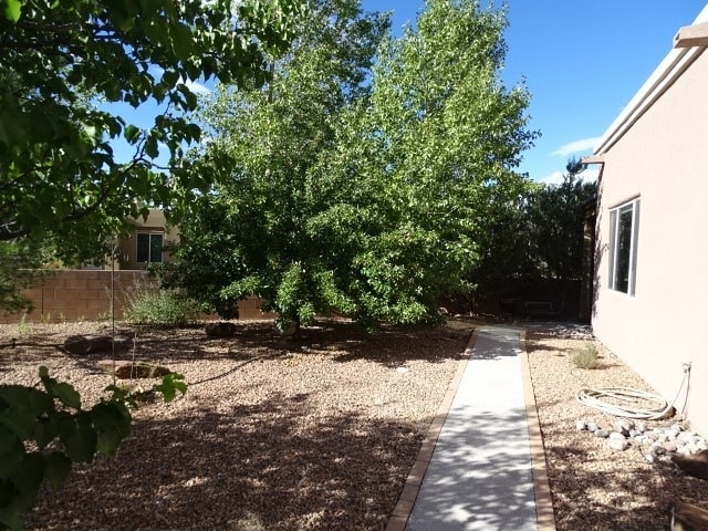 Building Photo - 4 Pelona Ct