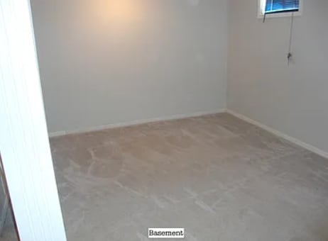 Building Photo - 116 E Sierra Dr
