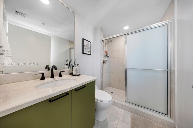 Building Photo - 14951 Royal Oaks Ln