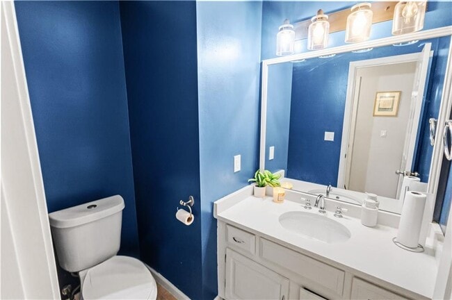 Building Photo - 1204 Defoor Ct NW