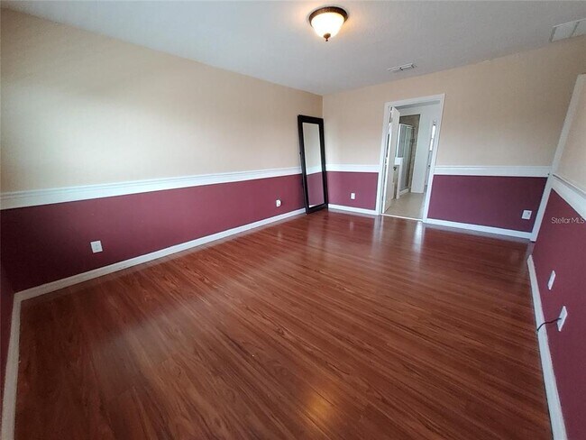 Building Photo - 355 Granada Blvd