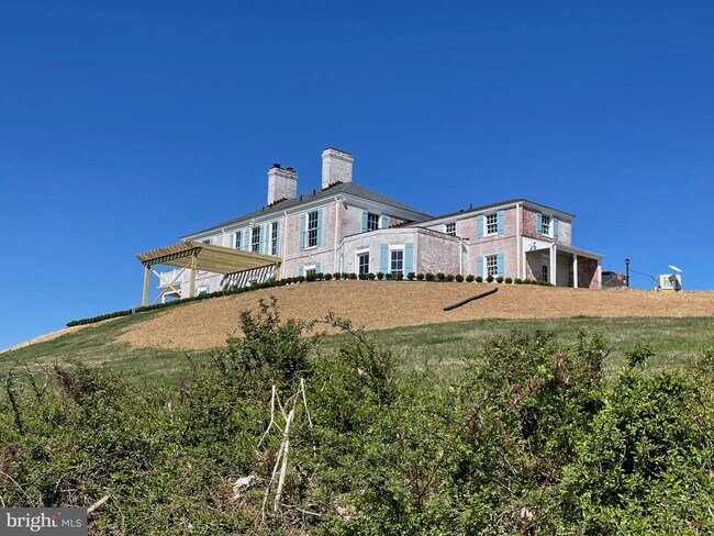 Building Photo - 2601 Butler Rd